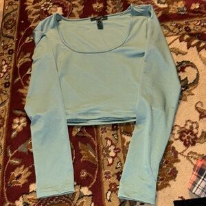 Forever 21 green cropped shirt size medium